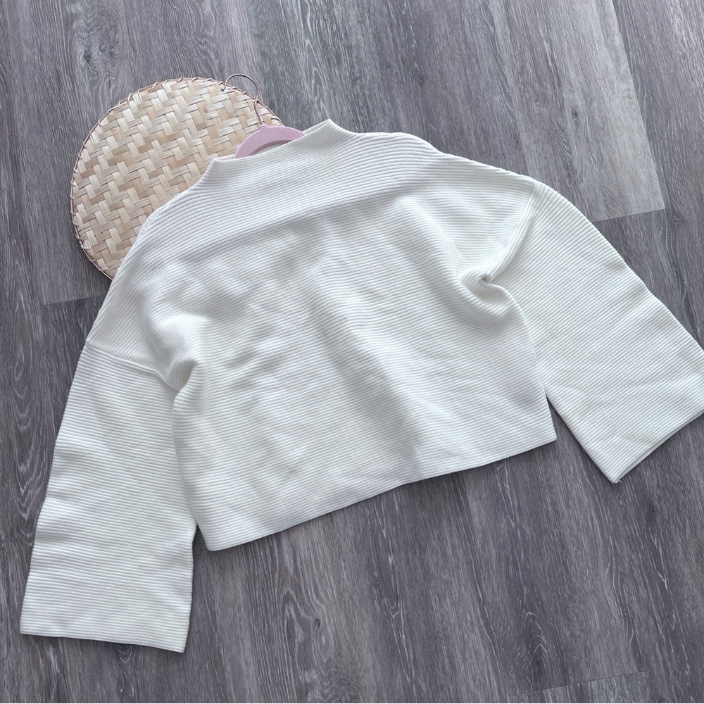 Modern citizen mock neck ribbed knit sweater in a white cream - Picture 2 of 8